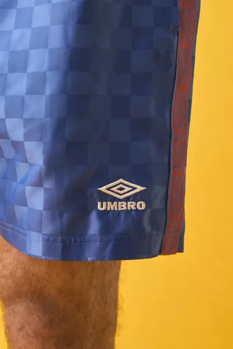 Umbro UO Exclusive Check Pattern 7” Short