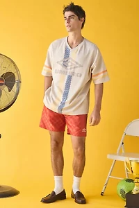 Umbro UO Exclusive Check Pattern 7” Short