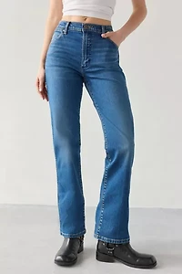Wrangler Classic Mid-Rise Straight Leg Jean