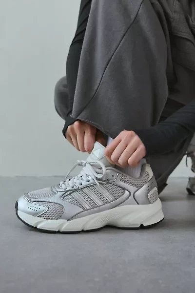 adidas Women's Crazychaos 2000 Sneaker