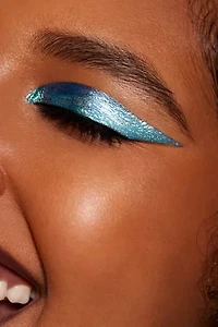 Trixie Cosmetics Stay The Night Shimmer Topper Liquid Eyeshadow