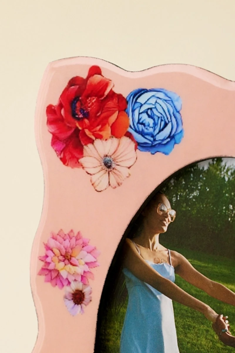 Cosette Ceramic 4" x 6" Picture Frame