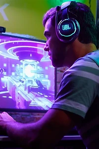 JBL Quantum 810 Wireless Over-Ear Gaming Headset