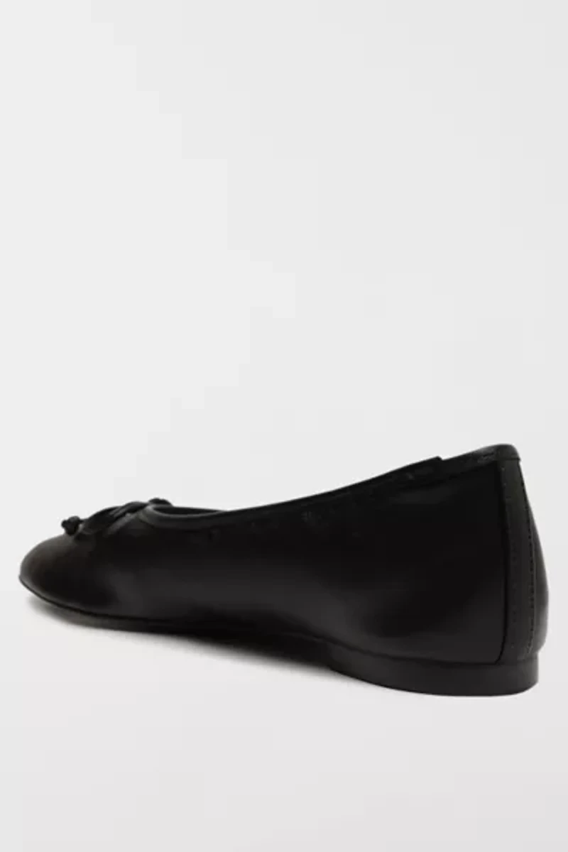 Schutz Arissa Leather Ballet Flat