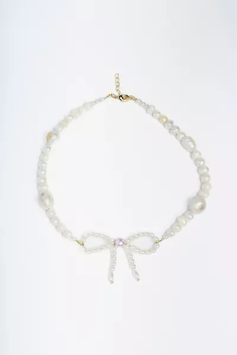 Tootsie Jewelry Bowtie Pearl Necklace