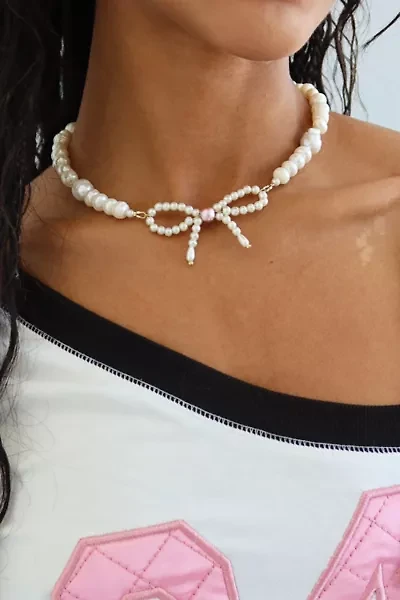 Tootsie Jewelry Bowtie Pearl Necklace
