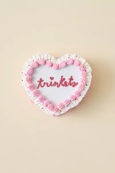 Pretty Shitty Cakes UO Exclusive Frosted Heart Shape Jewelry Box