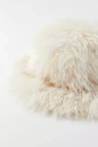 Oversized Faux Fur Bucket Hat