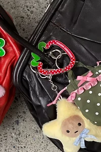 Strawberry Western Carabiner