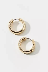 Ribbed Hoop Earring