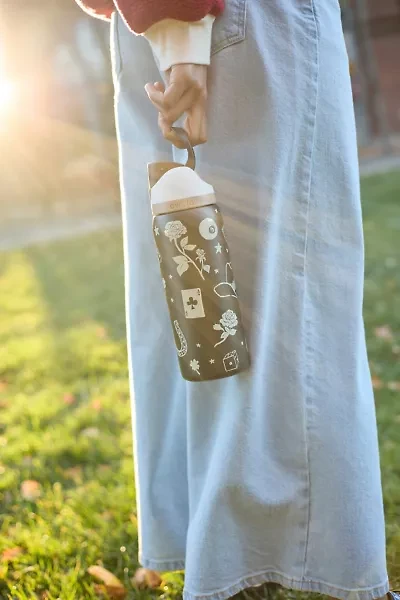 Owala UO Exclusive FreeSip 32 oz Water Bottle