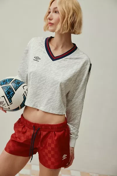 Umbro UO Exclusive V-Neck Long Sleeve Boxy Tee