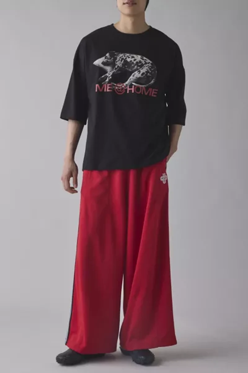 Tee Library Me @ Home Graphic Oversized