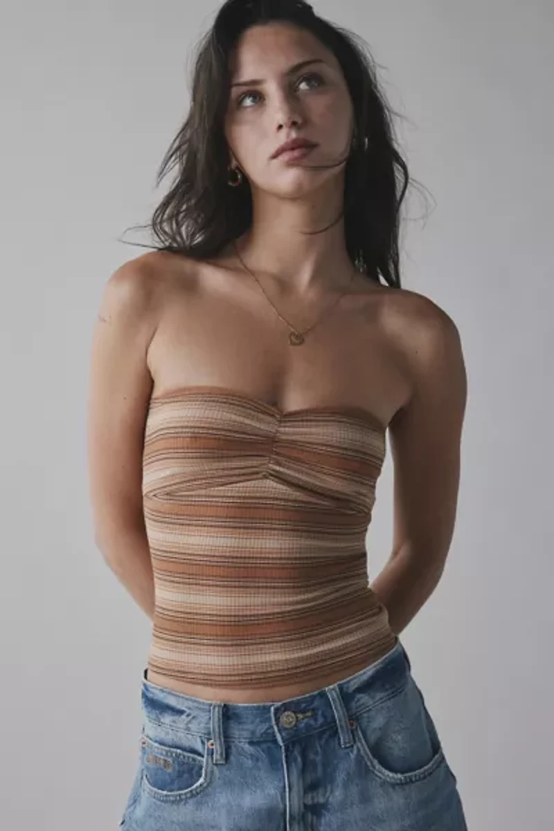 BDG Carla Sweetheart Neckline Ribbed Knit Tube Cropped Top