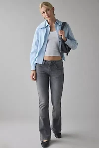 BDG Brooke Low-Rise Flare Jean5