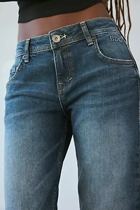 BDG Reed Mid-Rise Cigarette Jean