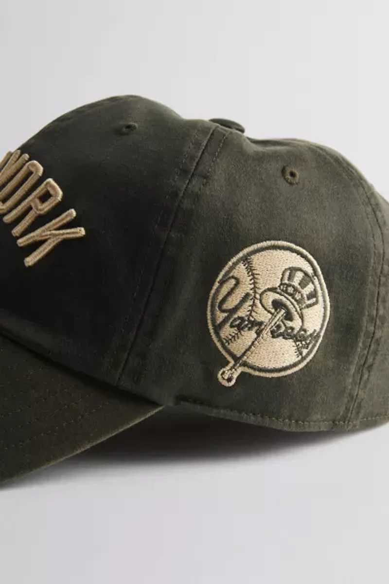 Mitchell & Ness MLB New York Yankees Faux Leather Dad Hat