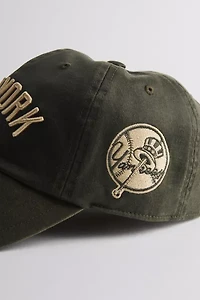Mitchell & Ness MLB New York Yankees Faux Leather Dad Hat