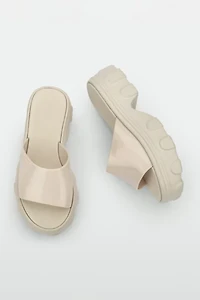 Melissa Ella Platform Slide