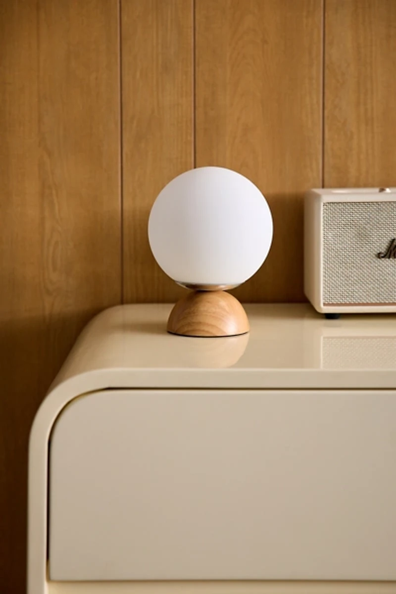 Globe Table Lamp