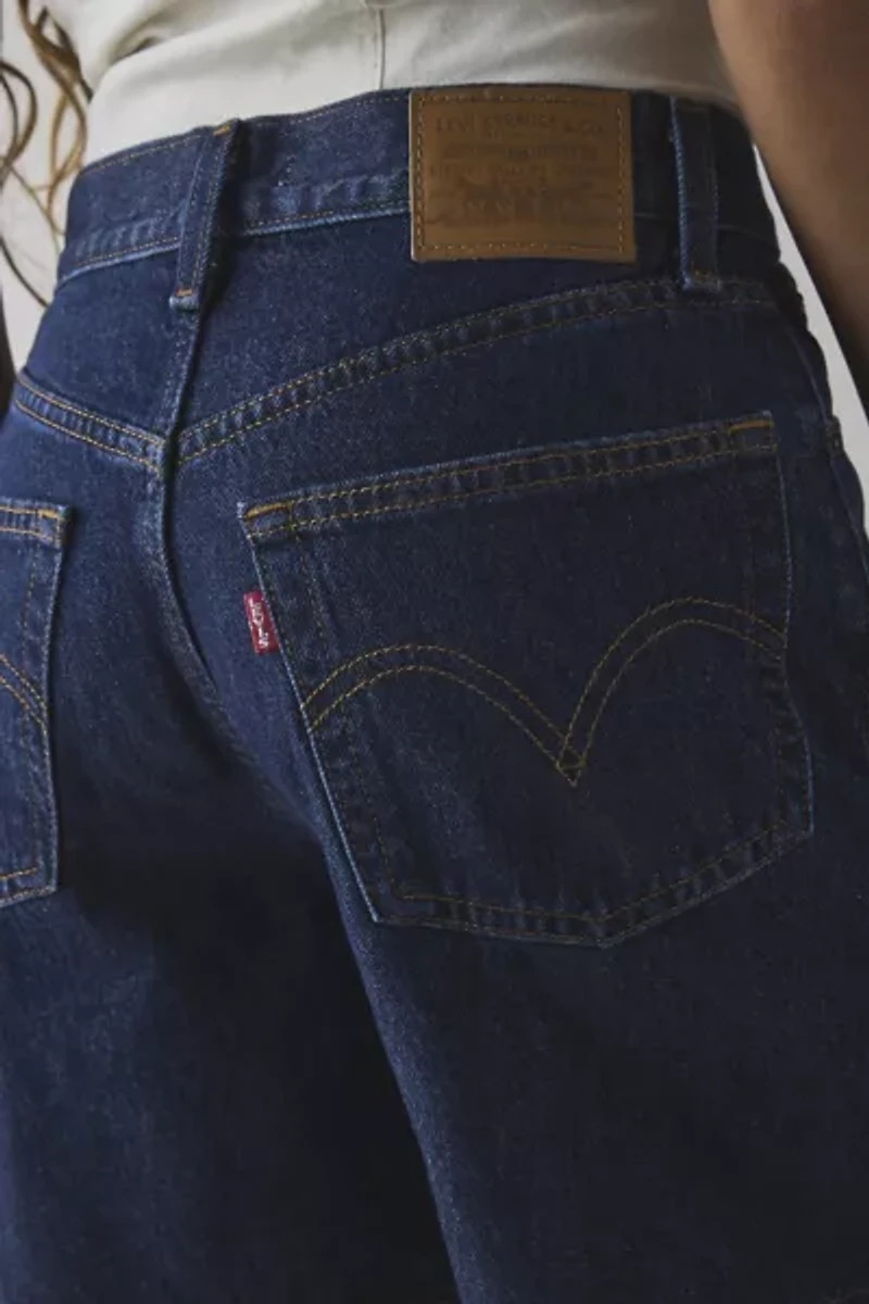 Levi’s® High-Rise Baggy Short