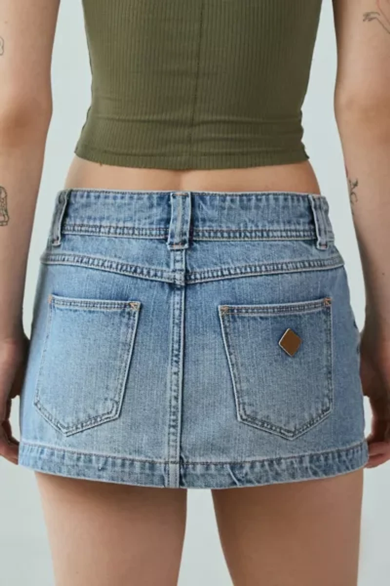 Abrand 99 Liv Low-Rise Flap Pocket Denim Micro Mini Skirt