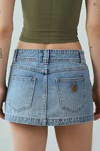 Abrand 99 Liv Low-Rise Flap Pocket Denim Micro Mini Skirt