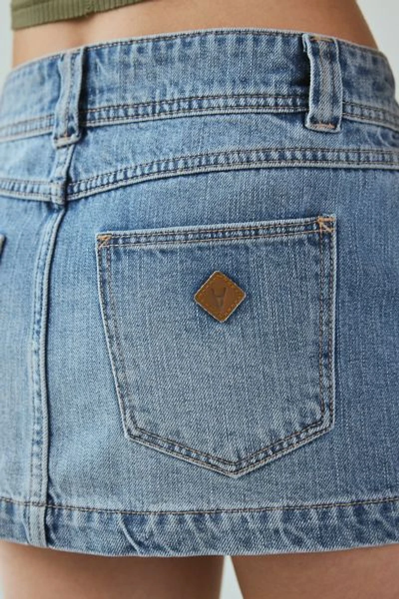 Abrand 99 Liv Low-Rise Flap Pocket Denim Micro Mini Skirt