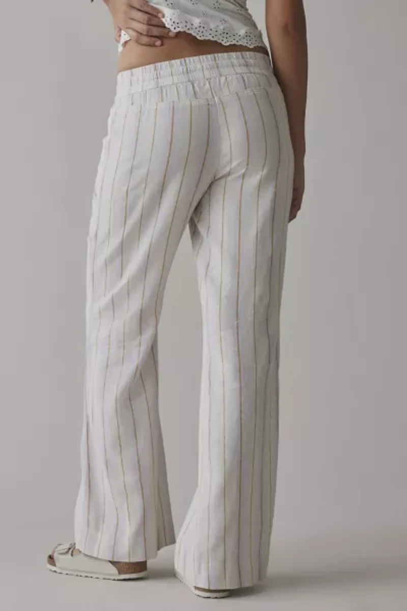 Kimchi Blue Simone Linen-Blend Flare Pant
