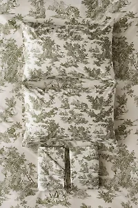 Frog Toile Patterned Sheet Set