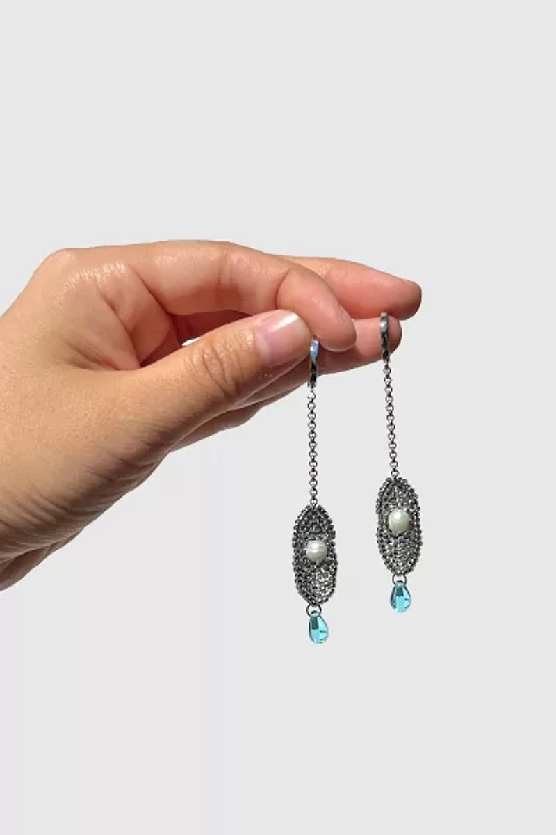 Dream Song Beaded Oyster Girl Earrings