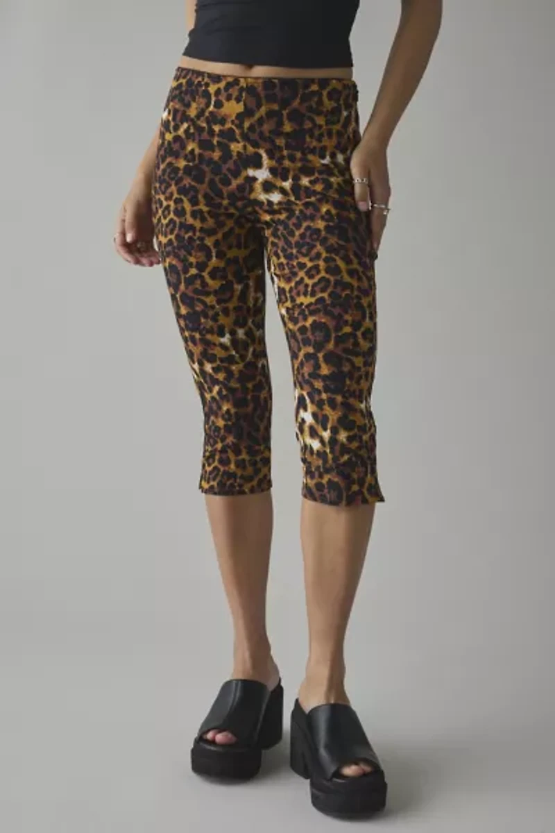 Kimchi Blue Ellie High Rise Stretch Capri Pant