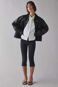 Kimchi Blue Ellie Mid-Rise Stretch Capri Pant