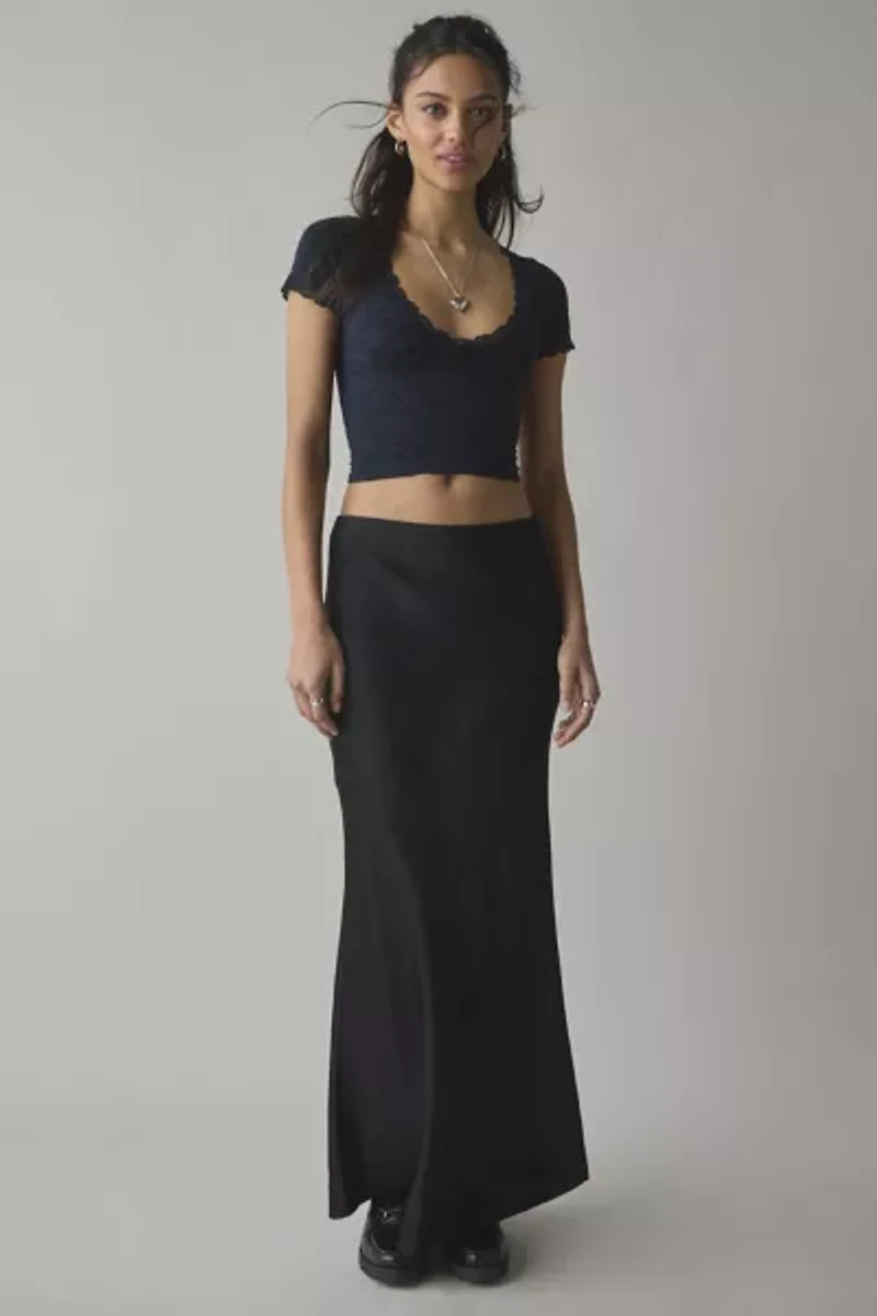 Out From Under Bella Seamless Knit Lace Trim Crop Tee
