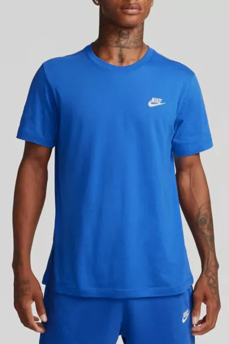 Nike Sportswear Club Tee