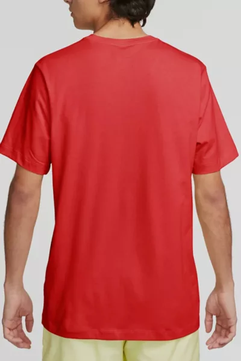 Nike Sportswear Club Tee