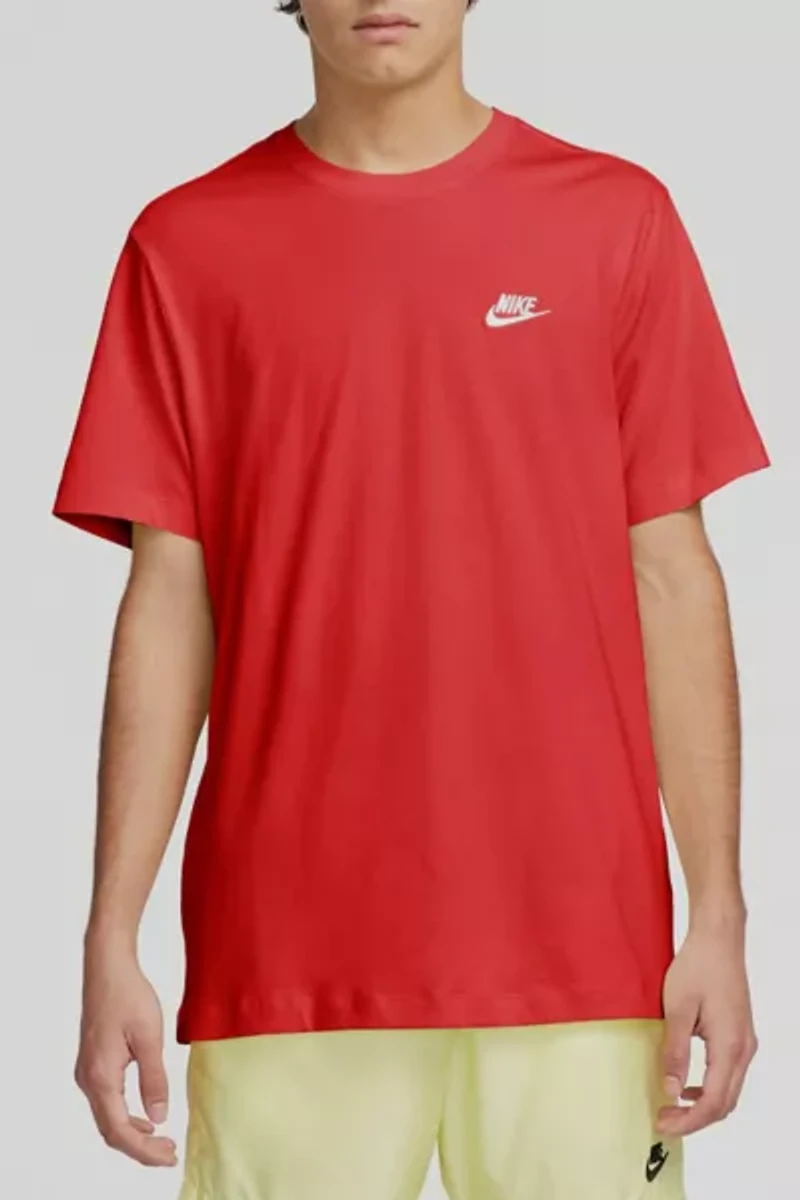 Nike Sportswear Club Tee