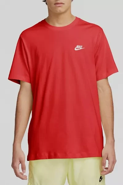 Nike Sportswear Club Tee