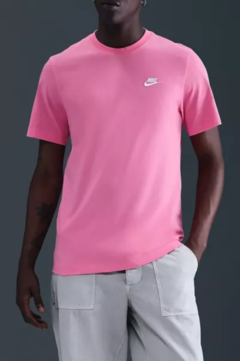 Nike Sportswear Club Logo Tee