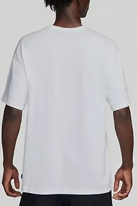 Nike Sportswear Premium Essential Logo Tee