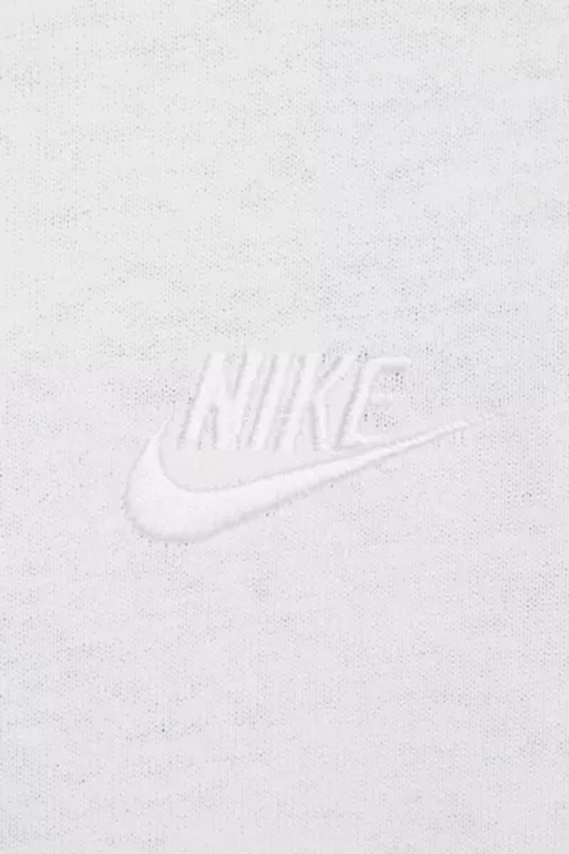 Nike Sportswear Premium Essential Logo Tee