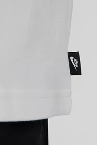 Nike Sportswear Premium Essential Logo Tee