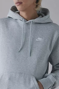 Nike Club Logo Fleece Pullover Sweatshirt