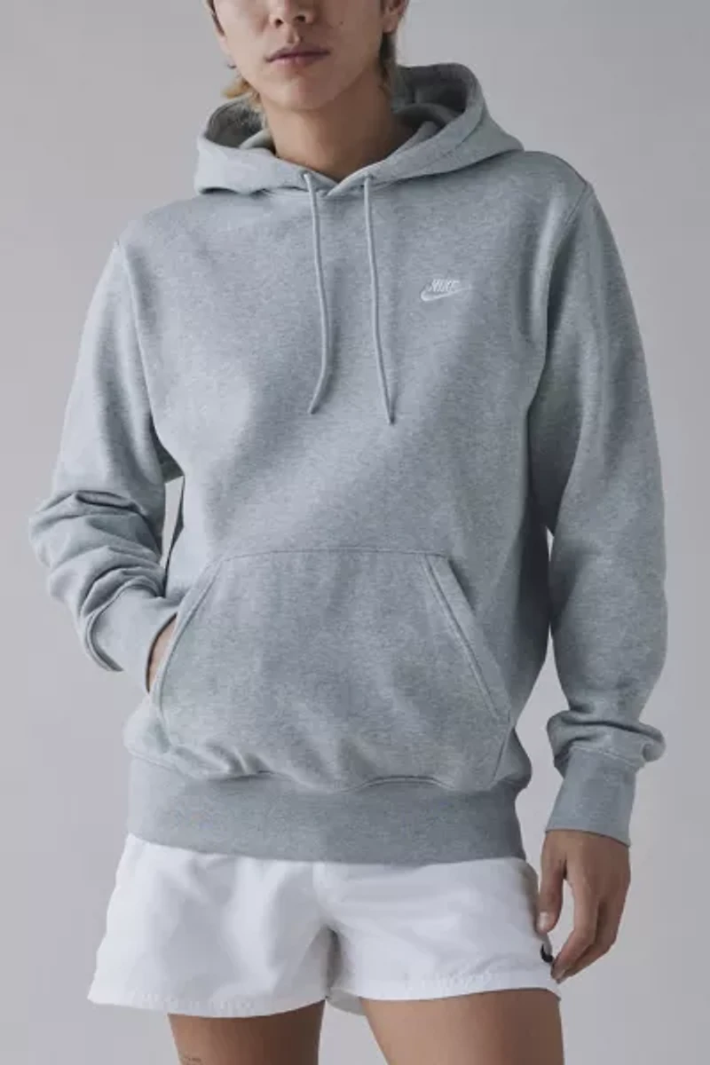 Nike Club Logo Fleece Pullover Sweatshirt