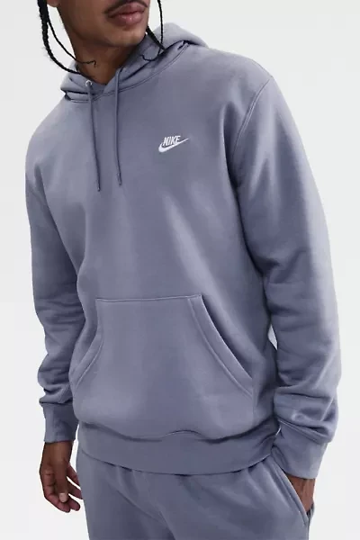 Nike Club Logo Fleece Pullover Sweatshirt