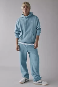 Nike Club Logo Fleece Pullover Sweatshirt