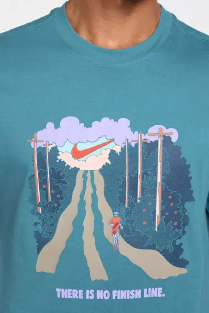 Nike Run Energy Graphic Tee