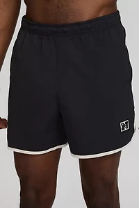 Nike Heritage 5” Scallop Hem Short
