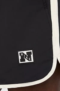Nike Heritage 5” Scallop Hem Short