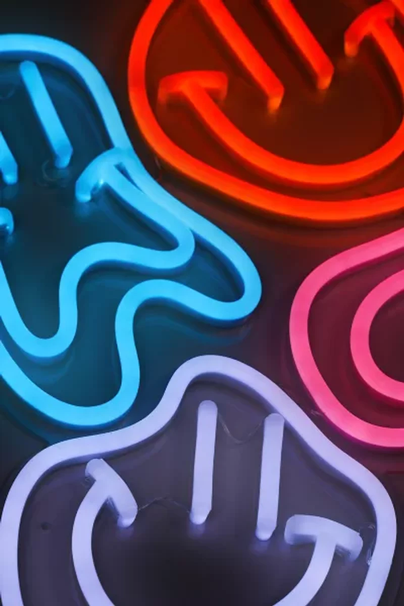 Echo Neon Happy Face Neon Sign